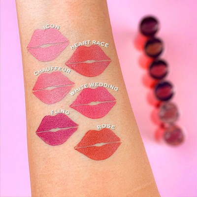 Makeup Revolution Rtěnka Satin Kiss lipsticks